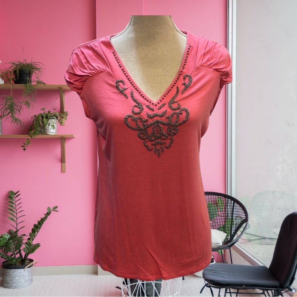 Alfani hot pink beaded short sleeve top with embellished shoulders, size L